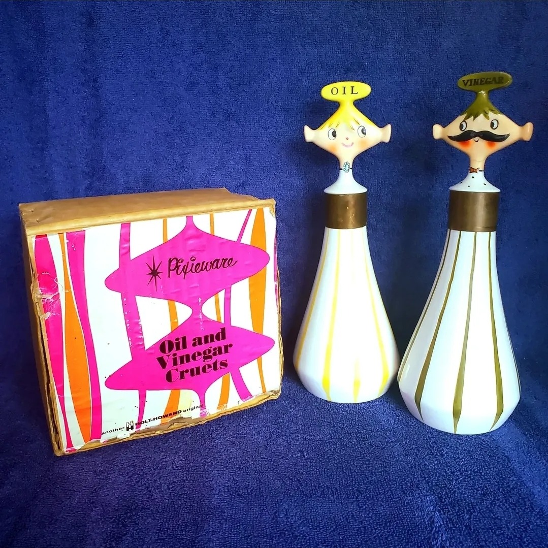 Sam n Sally Salad Cruet Set