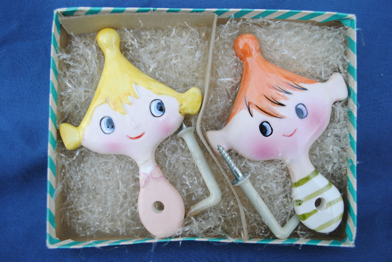 Brother and Sister towel hooks original boxed retail presentation