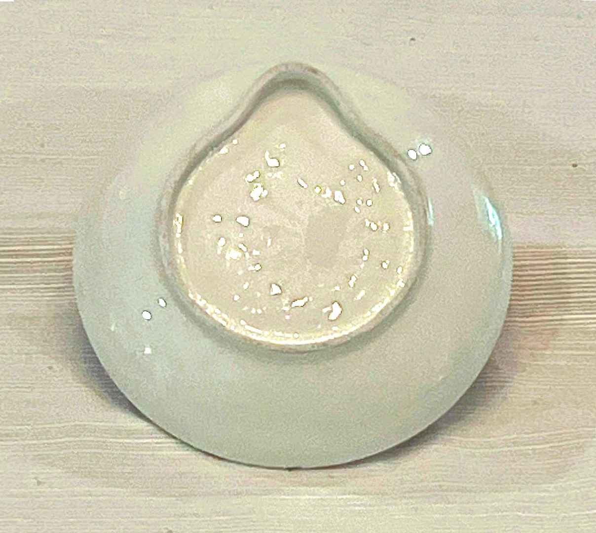 Possible prototype Cherries snack dish, underside