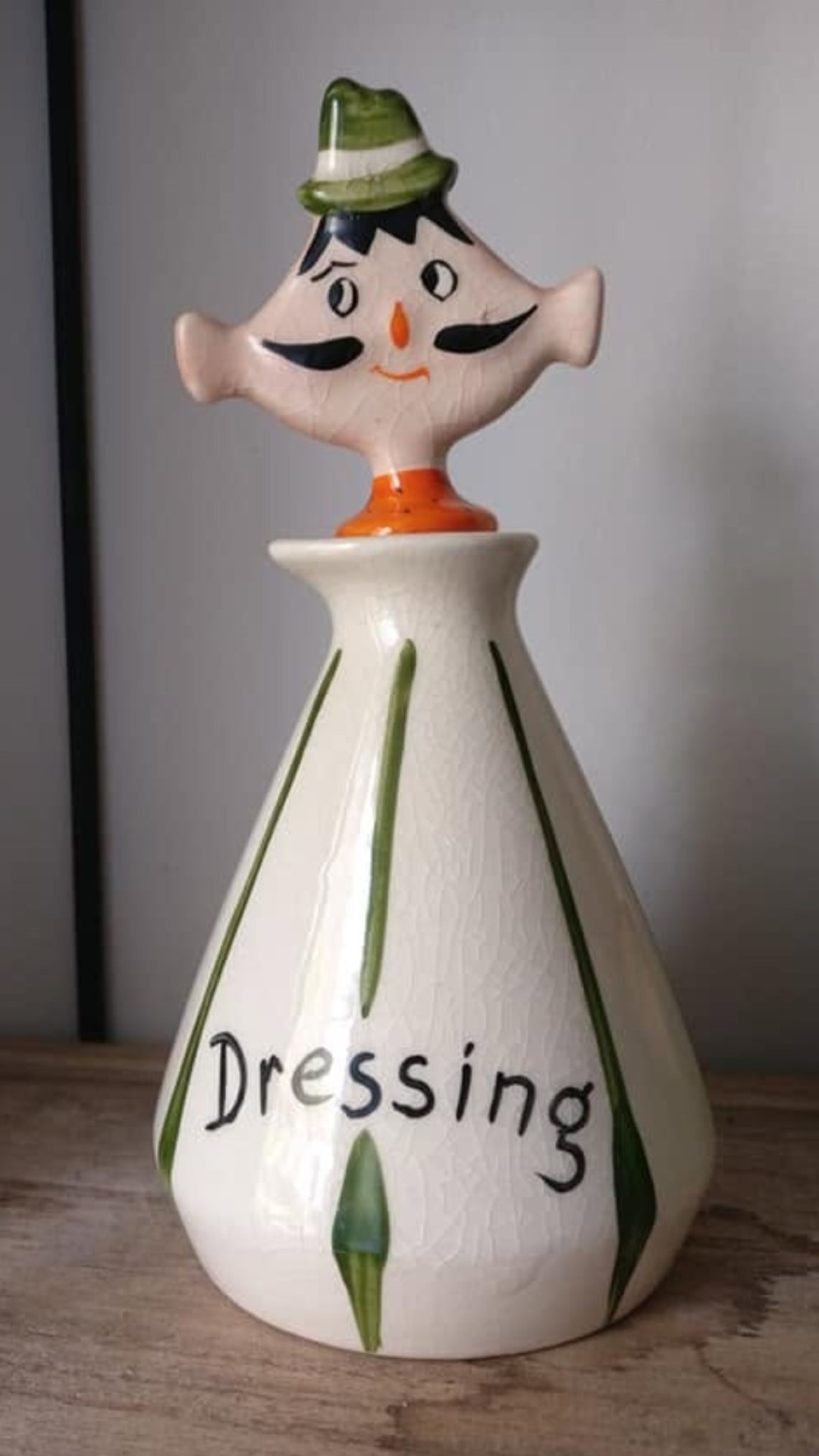 6b. British dressing (italian head) - front (Large) (Large)