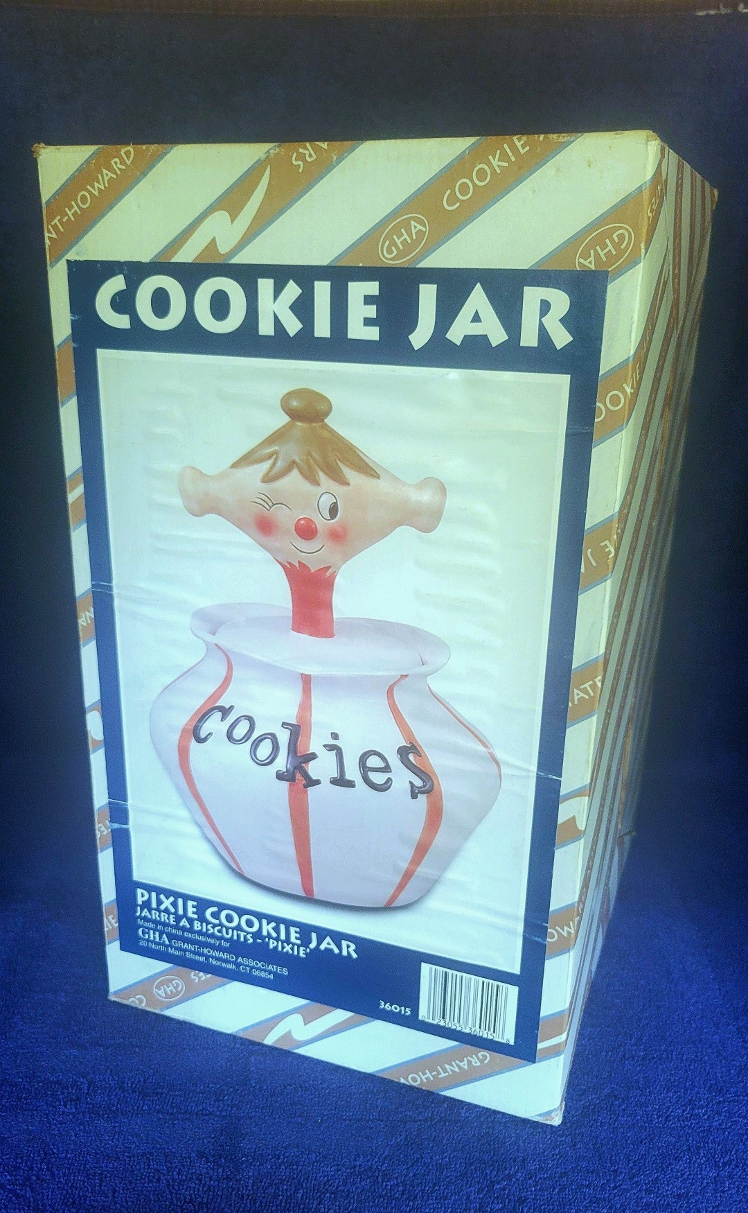 Chuckie's Cookie Jar original retail box