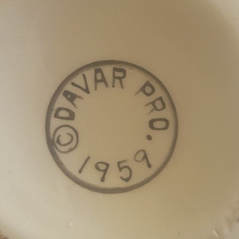 Davar 1959 backstamp