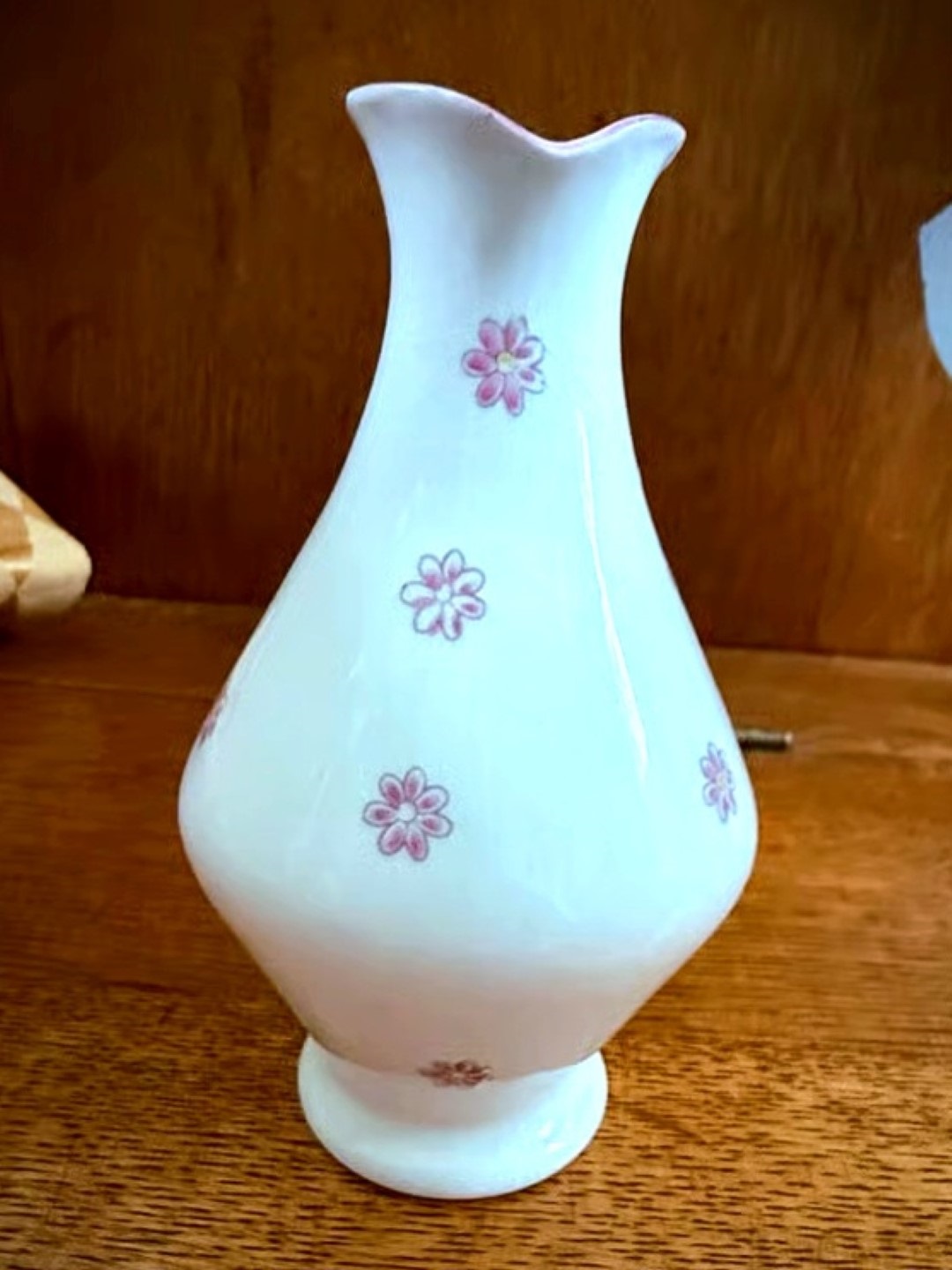 Pink Jolly Floral Girls Vinegar cruet base side view