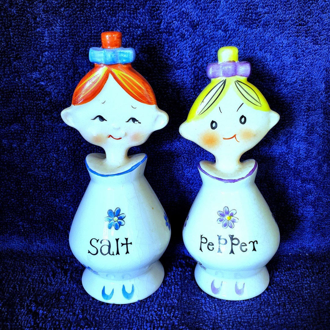 Standard Jolly Floral Girls Salt and Pepper set