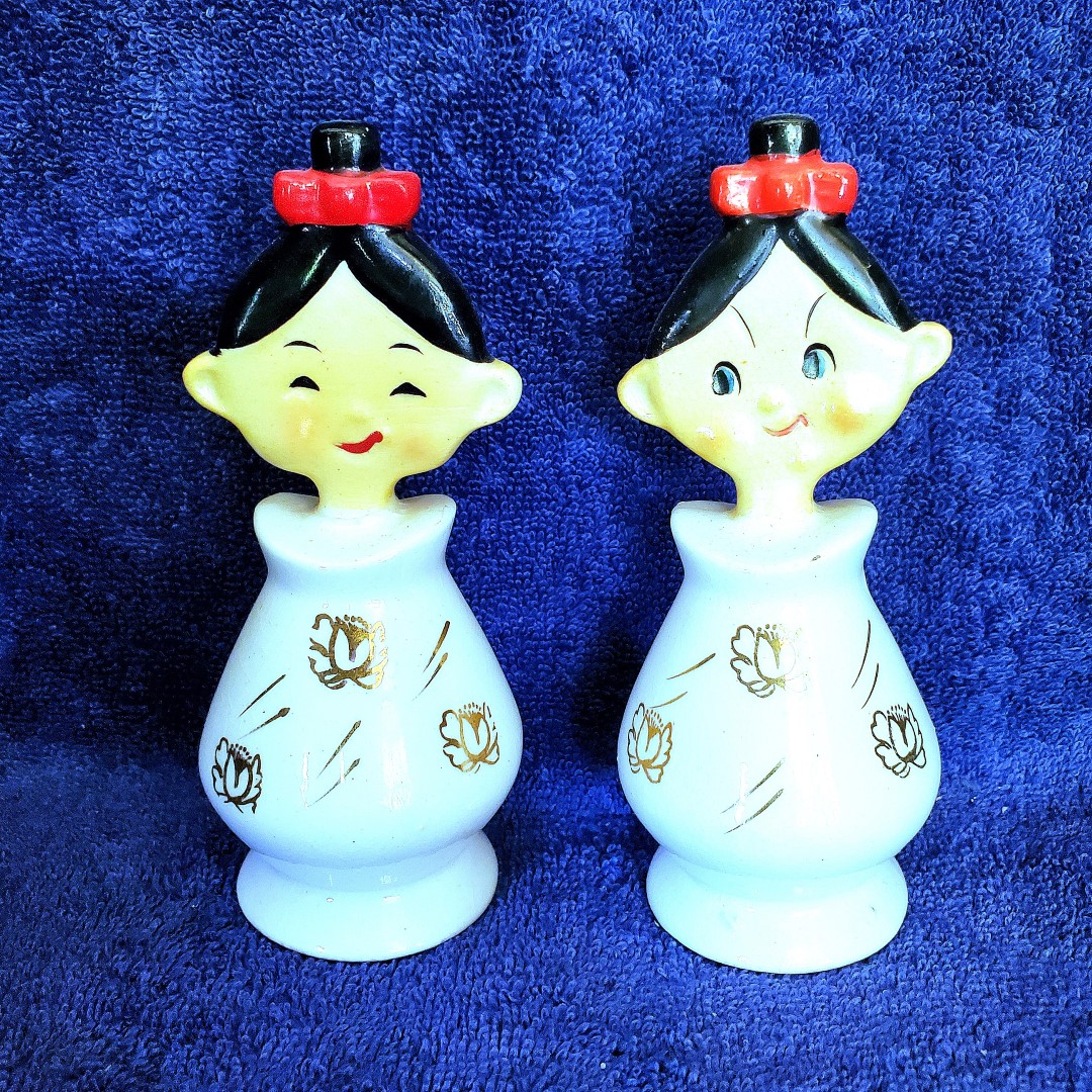 Jolly Asian Girls Salt and Pepper set