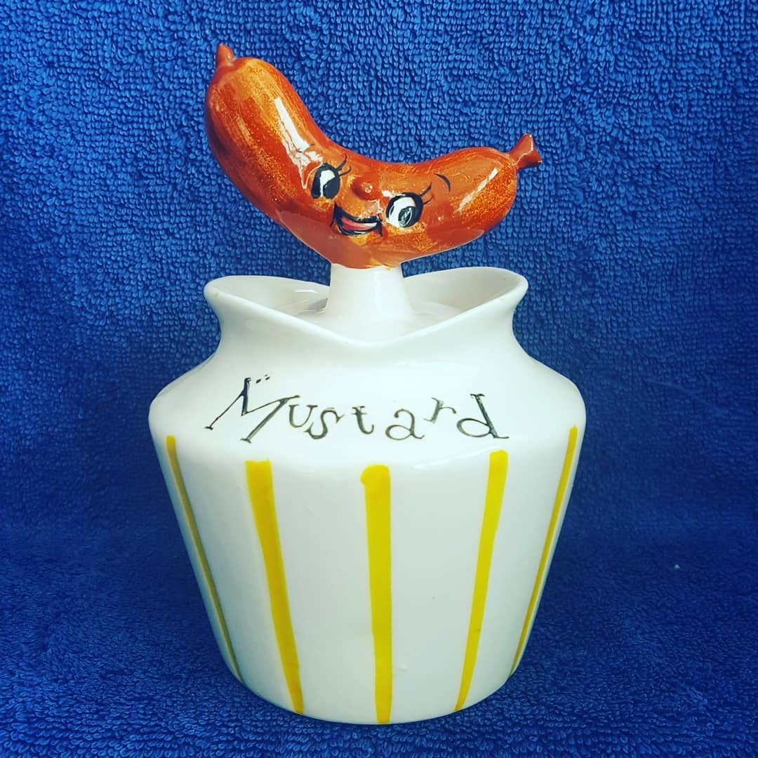 Mustard with Hot Dog Head