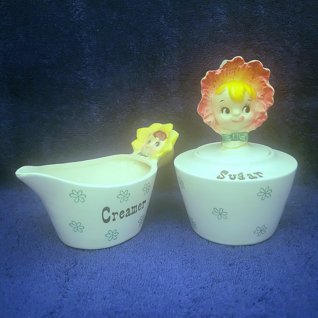 Cream and Sugar set, the smallest tableware grouping in the Flower Girls line.