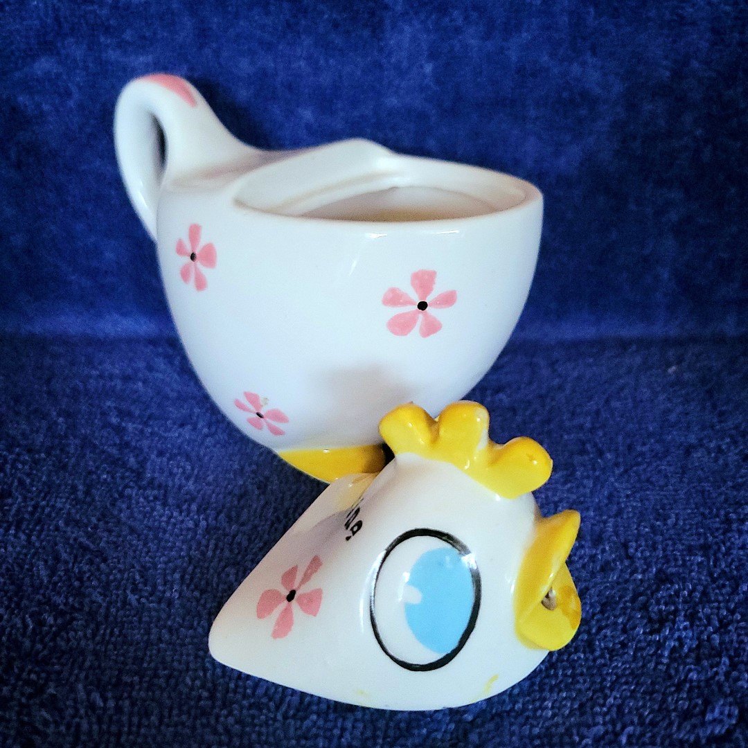 Sugar bowl with the saccharin compartment removed
