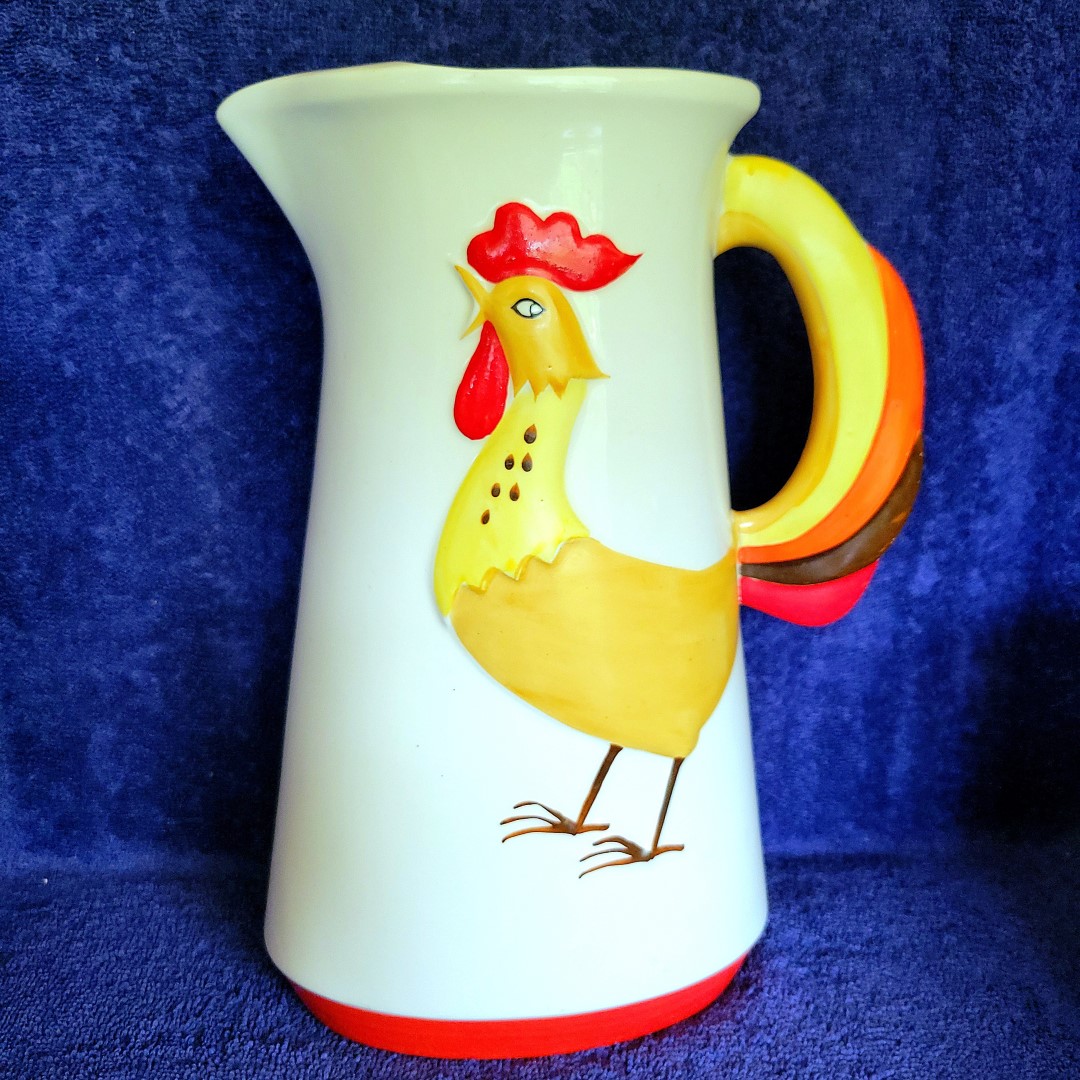 Large 48-ounce Holt Howard Coq Rouge pitcher.