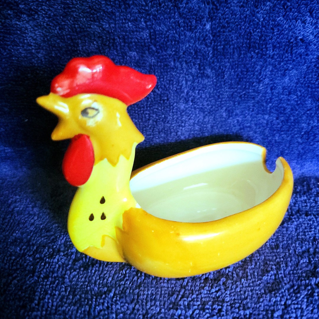 Holt Howard Coq Rouge figural rooster ashtray.