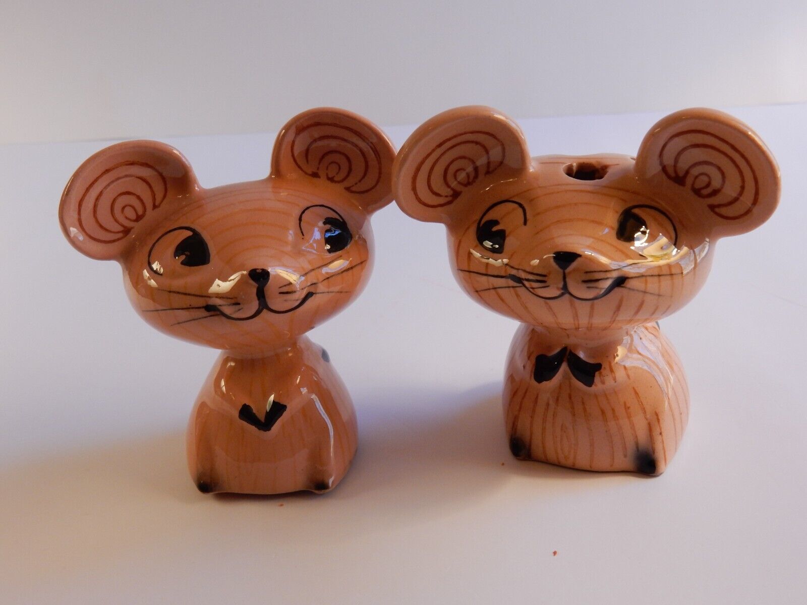 Merry Mouse two-piece Desk Set shown from the front.