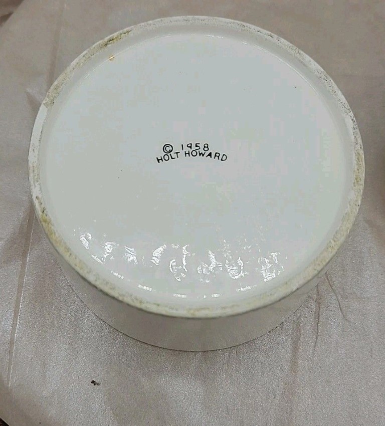 1958 Holt Howard backstamp on Merry Mouse Stinky Cheese Crock.