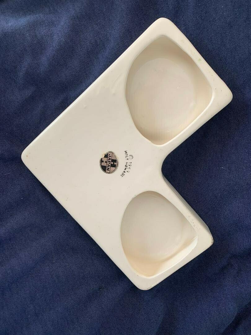 Underside of Merry Mouse Corner Coaster and Ashtray.
