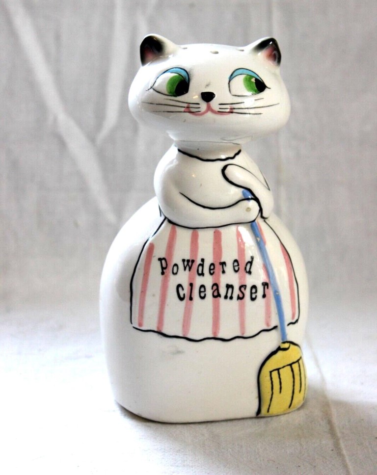 Front view of Holt-Howard Cozy Kittens Powdered Cleanser shaker.