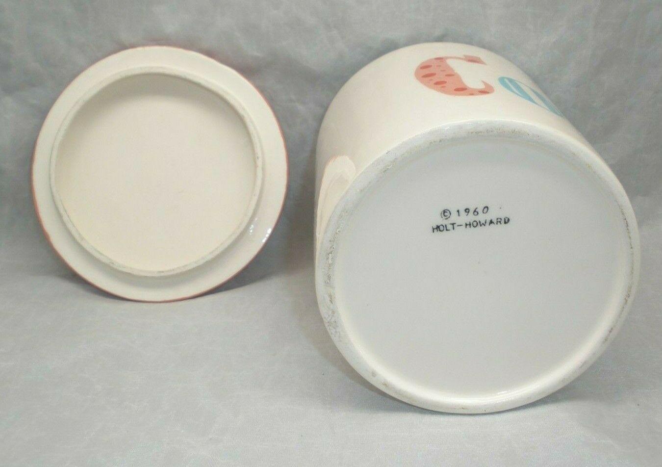 Underside of Cozy Kittens Pop-Up Cookie Jar marked 1960 Holt-Howard.