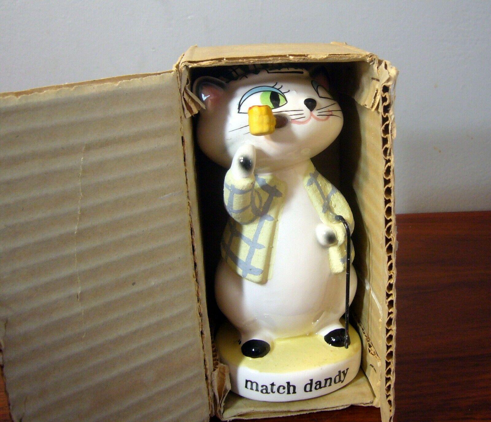 Cozy Kittens Match Dandy inside original cardboard box.