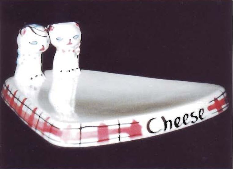 British Cozy Kittens Cheese Board