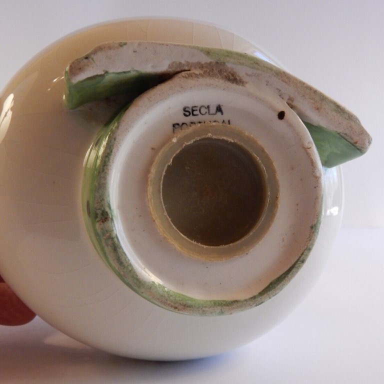 Base of British Cozy Kittens Coin Kitty Bank marked Secla Portugal