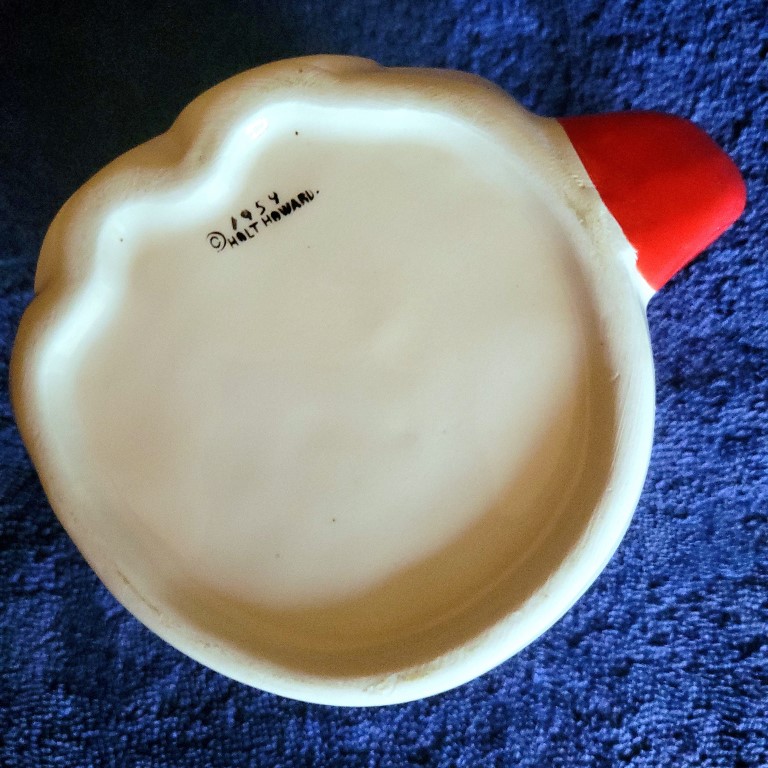 Underside of Holt Howard Gold Eye Santa mug with 1959 backstamp.