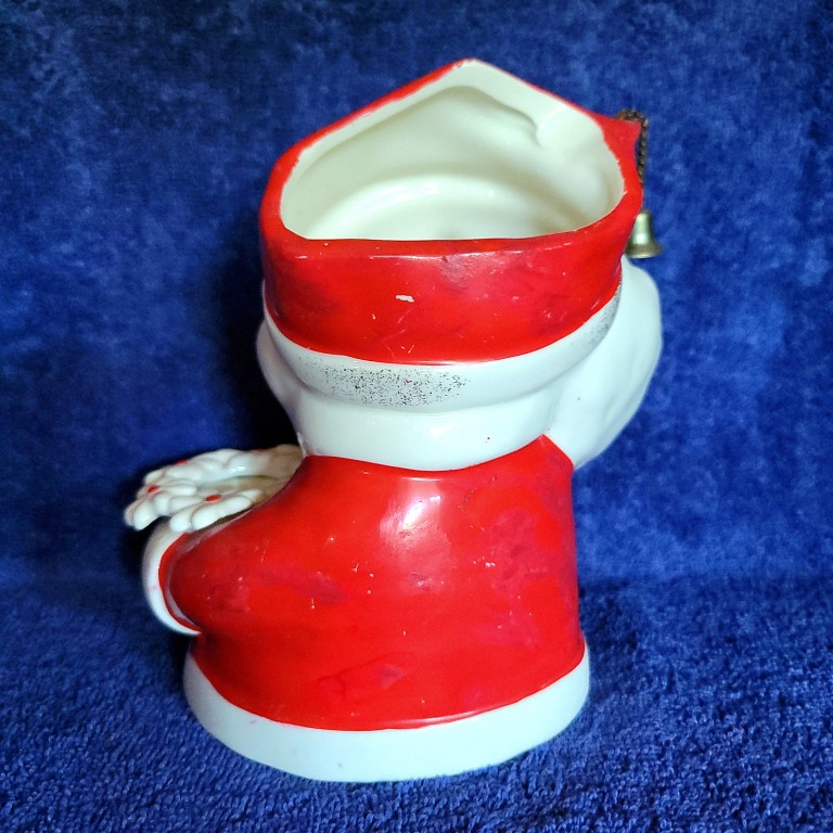 Rear view of Holt Howard Starry-Eyed Santa planter and candle holder.