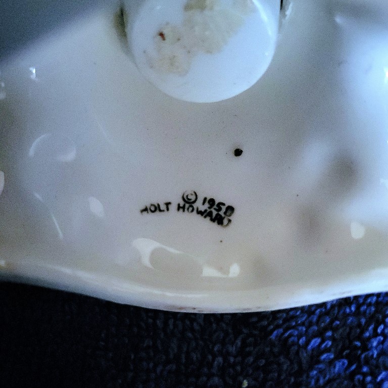 1959 Holt Howard backstamp on Daisy-eye Starry-Eyed Santa Triple Candle Holder.