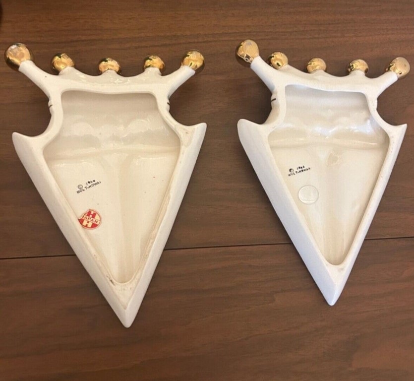 Large and small King Santa divided dishes shown side by side from the back.
